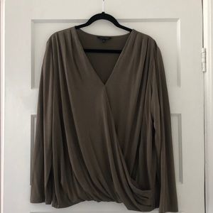Banana republic Wrap top